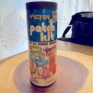 Vintage Victor Patch Kit Tin For All Rubber Repairs # V 406 Collectible